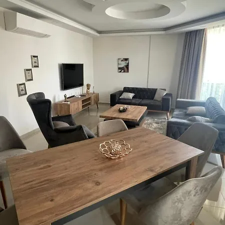 Amazing Flat With Private Pool In Kyrenia 公寓 *