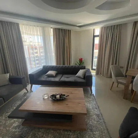 Amazing Flat With Private Pool In Kyrenia